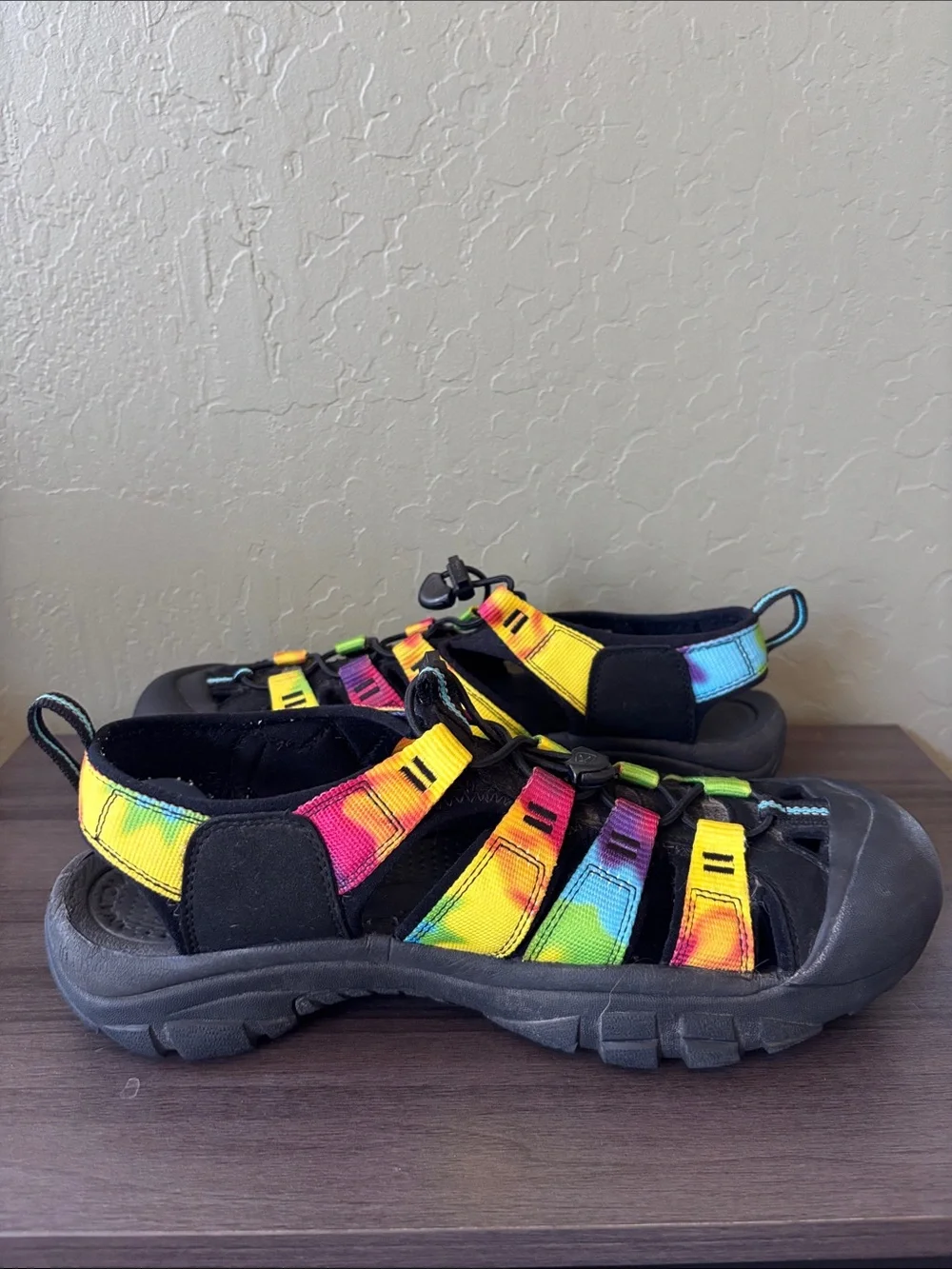 Keen Men's Newport Retro Tie Dye Water Sport Sandal Size 11 PR 3